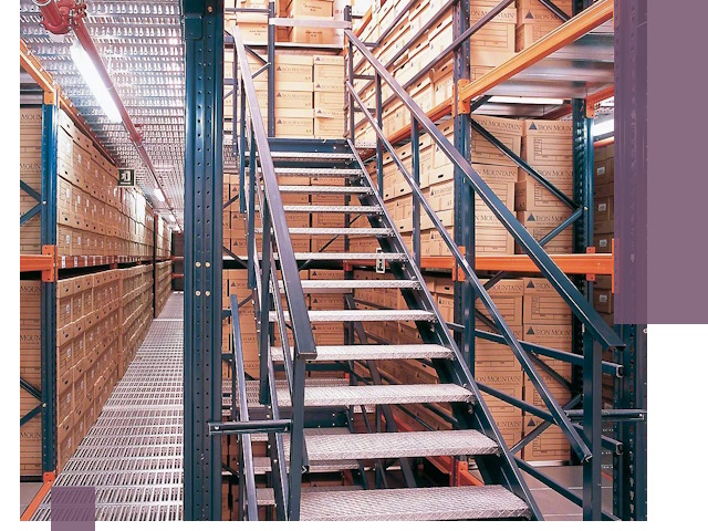 Лестницы складские прочные и безопасные под ключ в Воскресенске