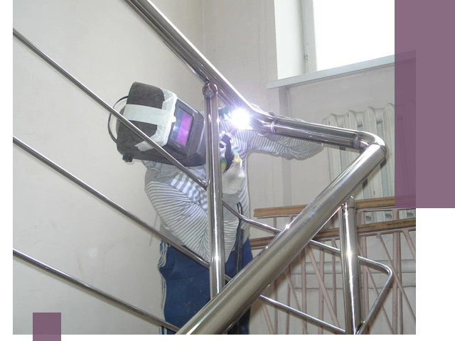 Монтаж перил и ограждений качественно в Воскресенске